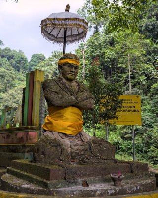 Guardian of the Gorge