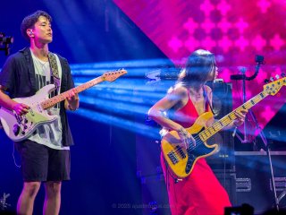 Rob Ruha Band Guitarbass